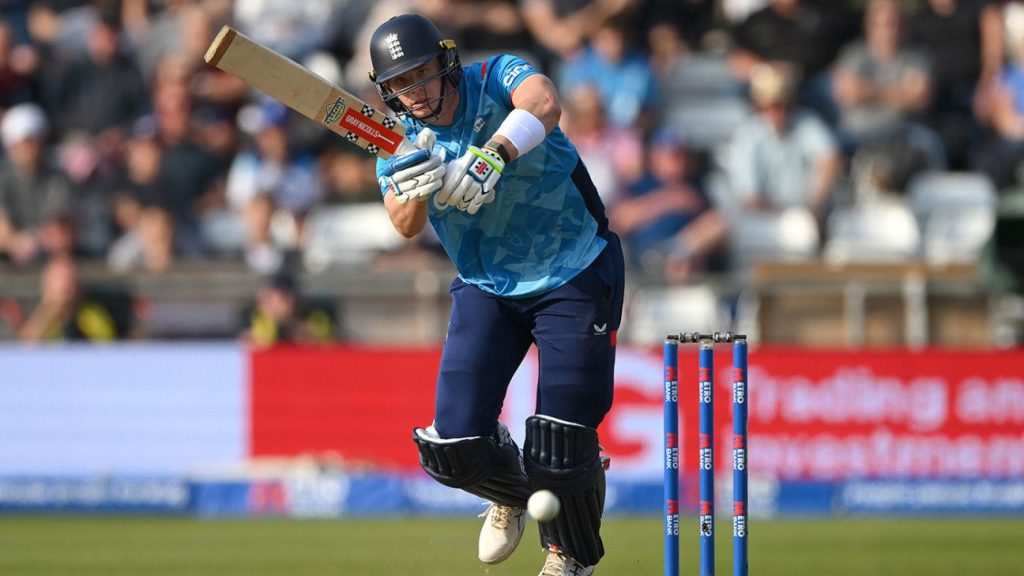 Jamie Smith to bat at No.3 vs Australia