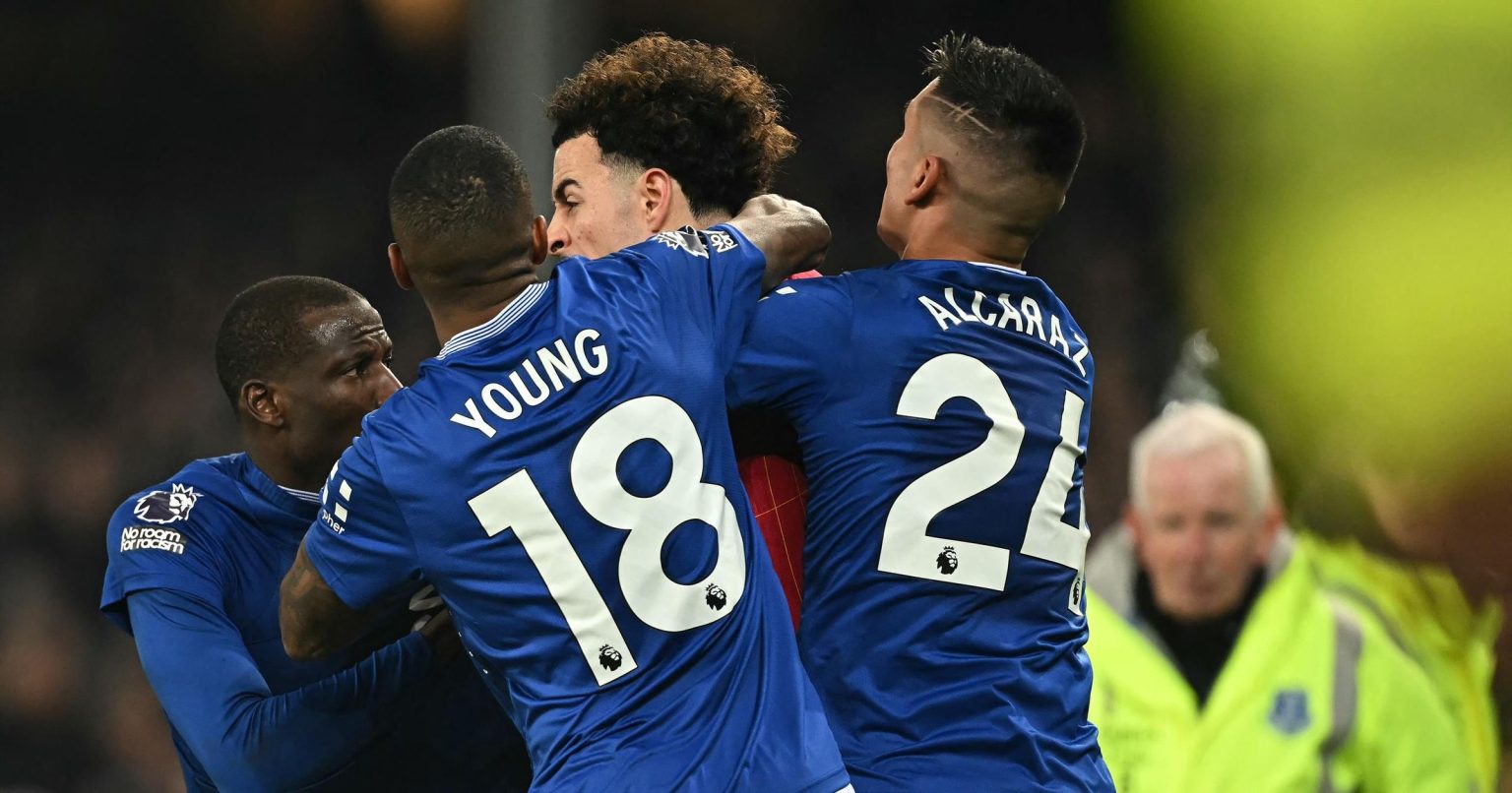 Furious scrap after final whistle sees Jones and Doucoure sent off00:01:40|4 hours ago