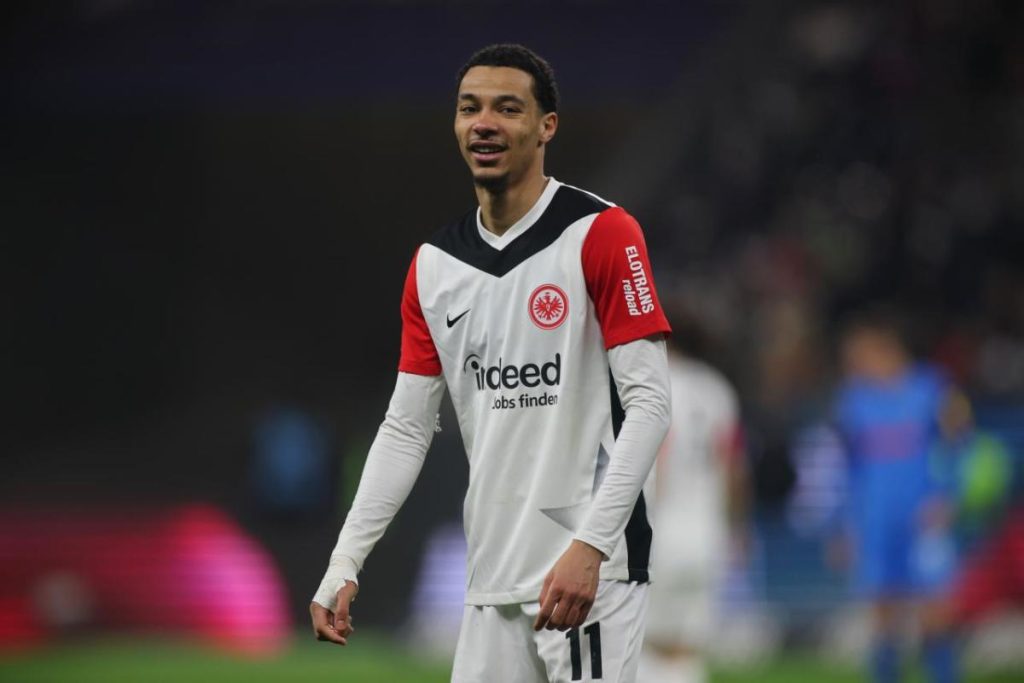 Premier League trio interested in Ekitiké