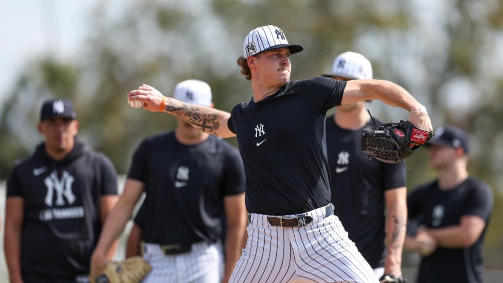 Yankees pitching prospect Chase Hampton has flexor strain and goes to New York for exam