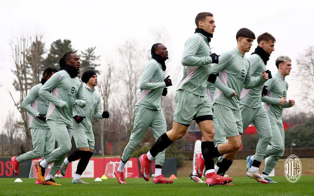 Photos: Training resumes at Milanello ahead of decisive Feyenoord return