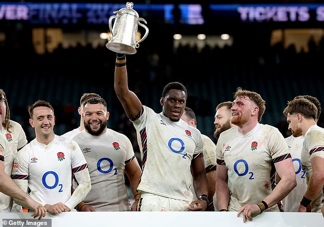 England 16-15 Scotland PLAYER RATINGS: Which player irritated the home fans during first half? Who made a difference in the lineout for the hosts? And who put in a ‘colossal display’ for the unlucky Scots?
