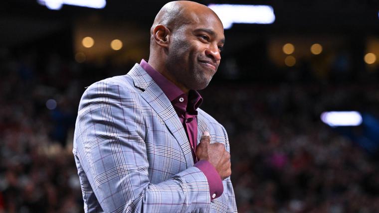 Vince Carter’s best dunks, ranked from 2000 NBA Dunk Contest to Olympics ‘Dunk of Death’