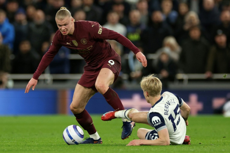 Haaland back with a bang as Man City sink Spurs