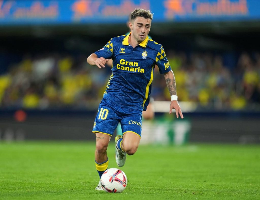 Barcelona have not lost sight of La Liga midfield talent after failed €10 million move