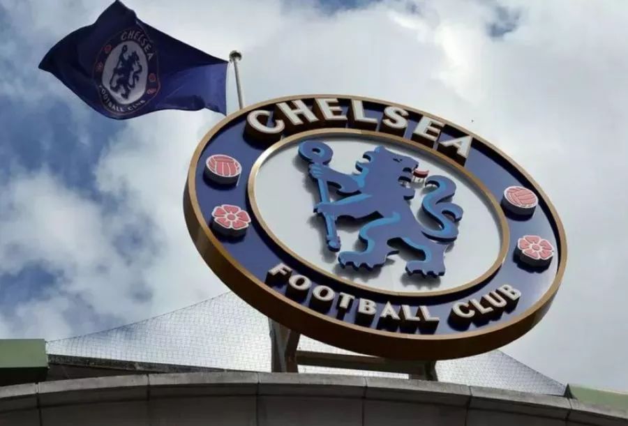 Chelsea ace emerges as shock transfer target for rival Premier League club