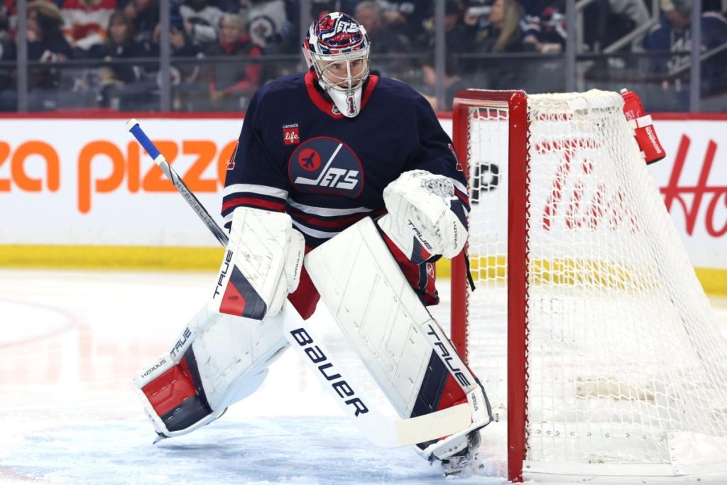 Jets Should Take Advantage Of Eric Comrie’s Solid Play