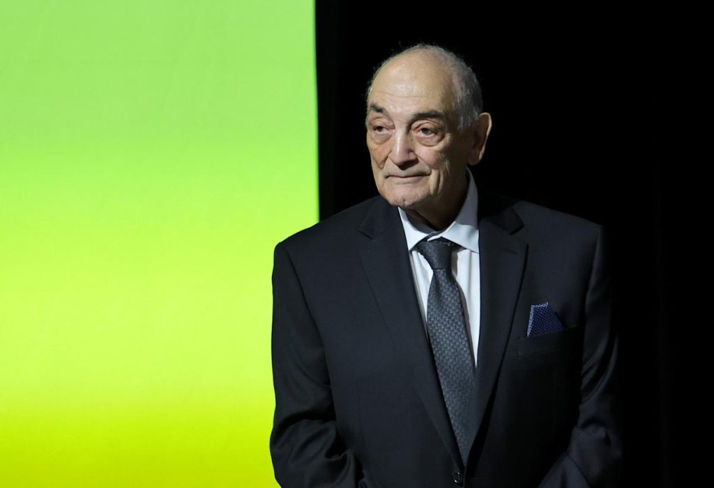 Glaring omission: Sonny Vaccaro deserves induction into the Basketball Hall of Fame