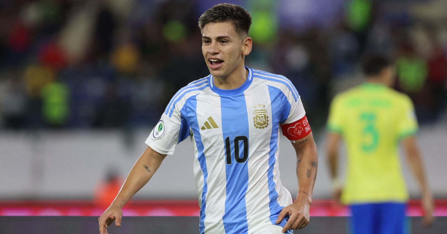 Claudio Echeverri reveals chat with ‘incredible’ Sergio Aguero influenced move to Manchester City – ‘He is a legend’