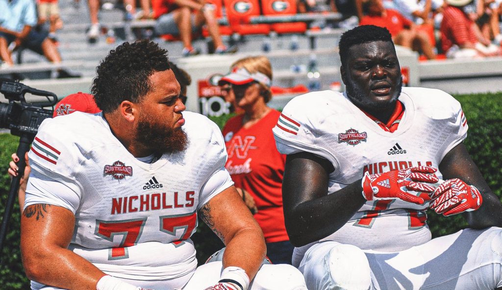 Former ‘Last Chance U’ football players file lawsuit over their portrayals