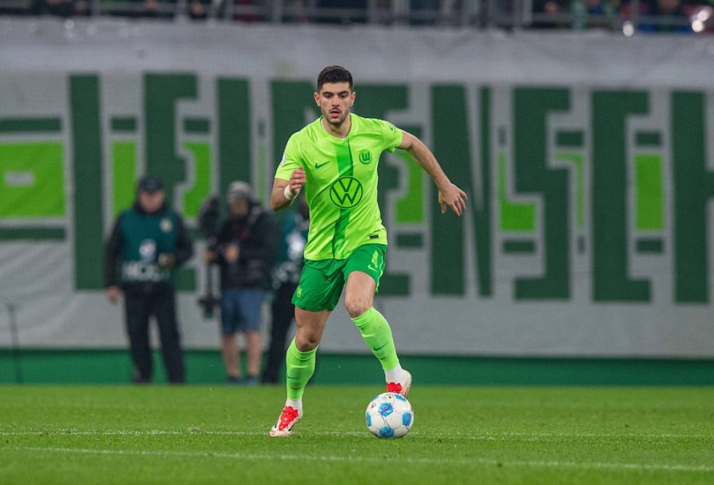 Liverpool weigh up move for Bundesliga talent as transfer battle heats up