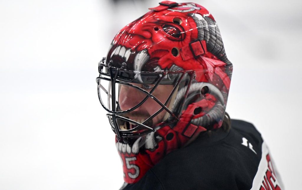 Devils’ Star Goaltender Returns To Lineup Against Golden Knights