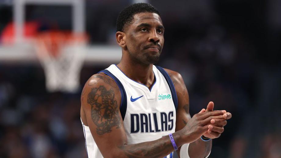 Mavericks’ Irving out for season with ACL injury