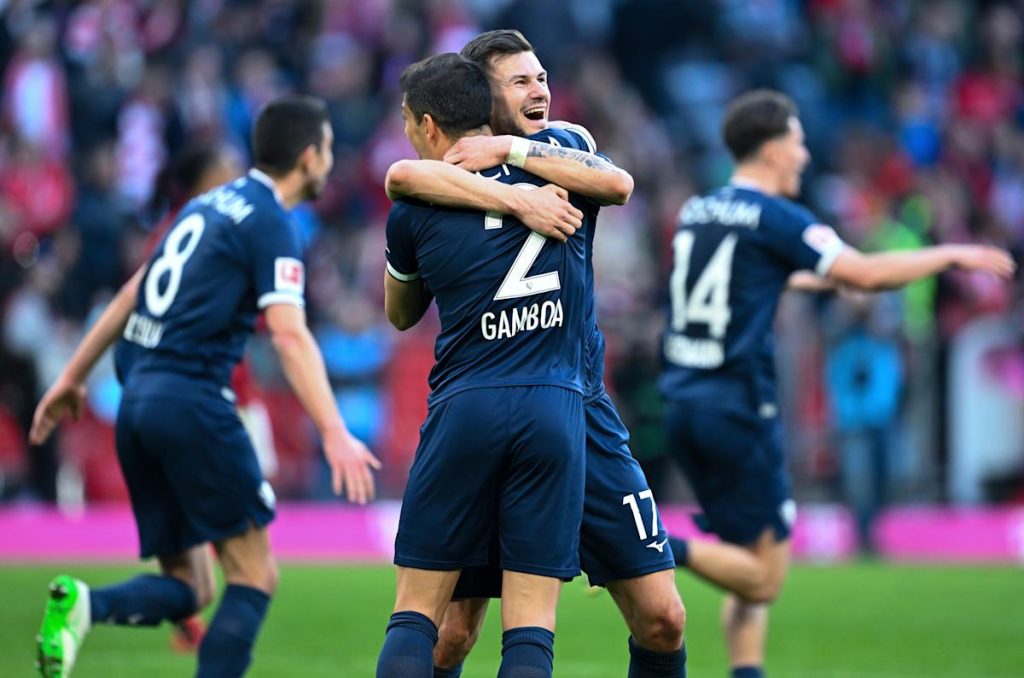 Bayern and Leverkusen lose in Bundesliga before their Champions League clash