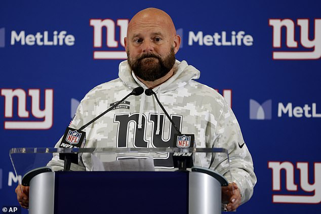 BREAKING NEWSNFL team plotting shock move to swipe No. 1 Draft pick from Tennessee Titans