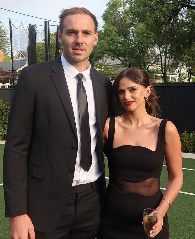 Kellie Finlayson sends a heartwarming message from her hospital bed as she and her footy star husband celebrate a huge milestone amid her cancer fight