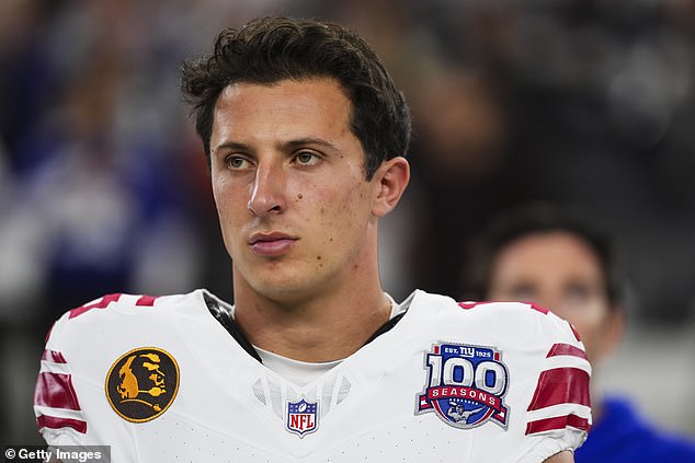 BREAKING NEWSGiants close in on quarterback decision amid Aaron Rodgers interest