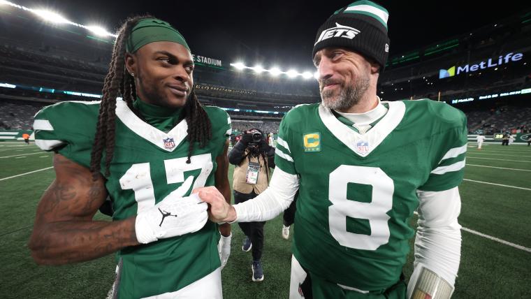 Will Davante Adams follow Aaron Rodgers to new team? What we know about QB-WR duo’s plans for 2025