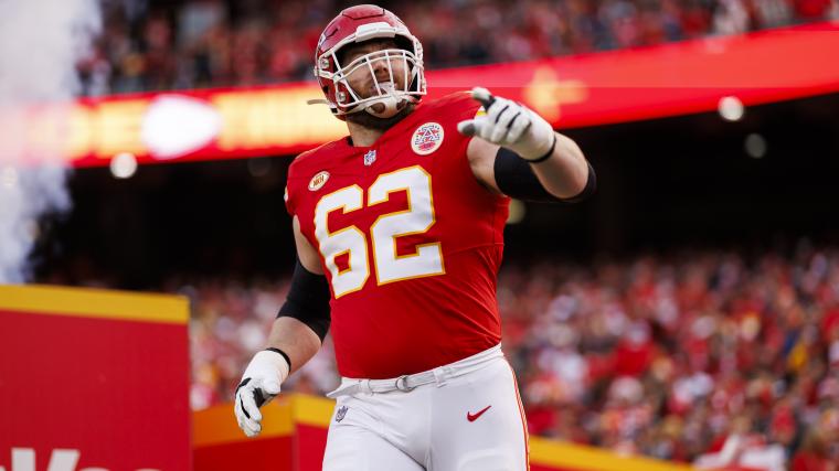 Joe Thuney trade details: Chiefs agree to send guard to Bears for draft pick