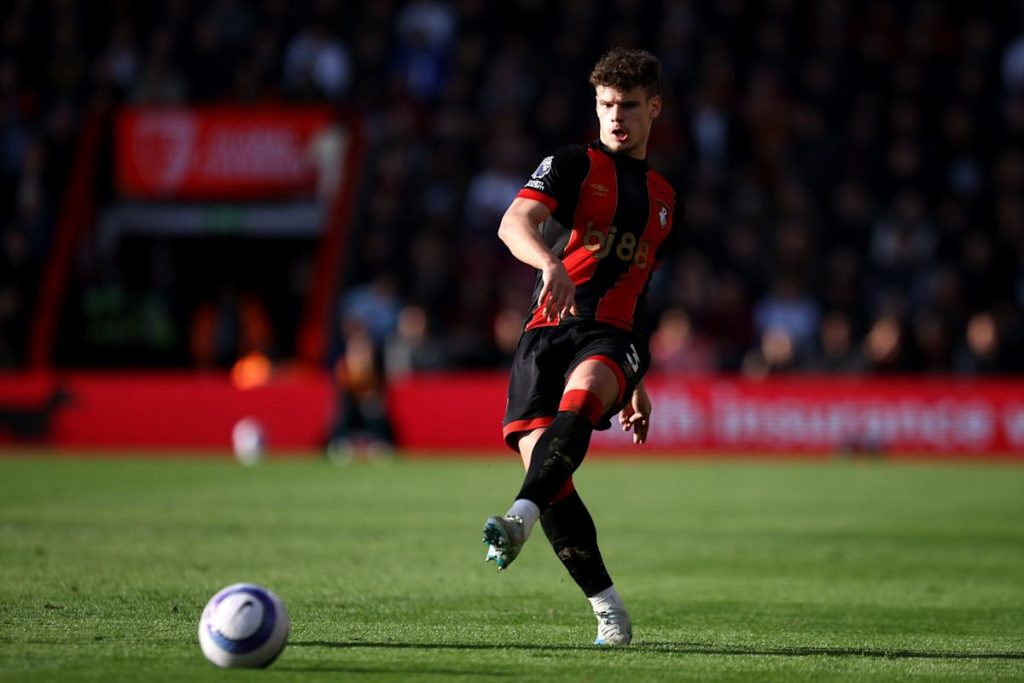 Real Madrid to offer €15 million plus defender for Premier League full-back – report