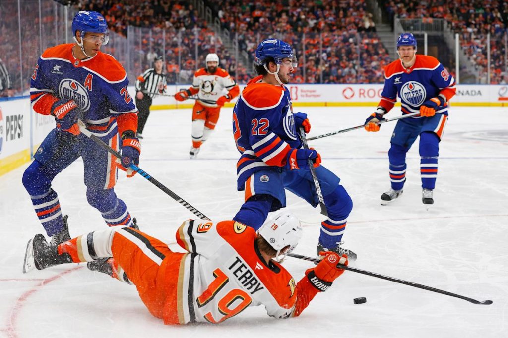 What Are The Oilers Doing With Matt Savoie?