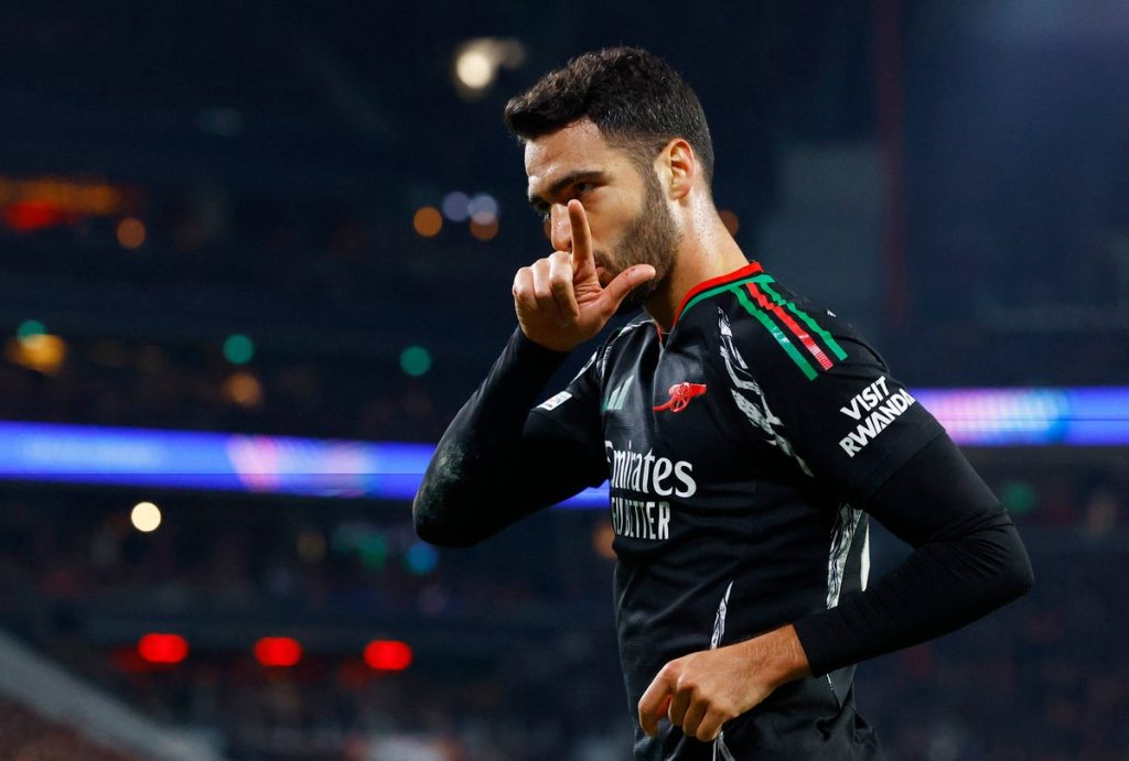 PSV vs Arsenal LIVE: Champions League latest score and updates as hosts pull one back