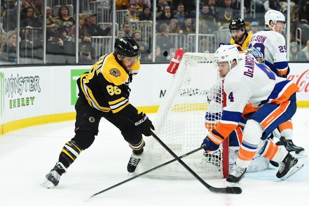 Four NHL Teams That Must Become Trade Deadline Sellers: Bruins, Islanders And More