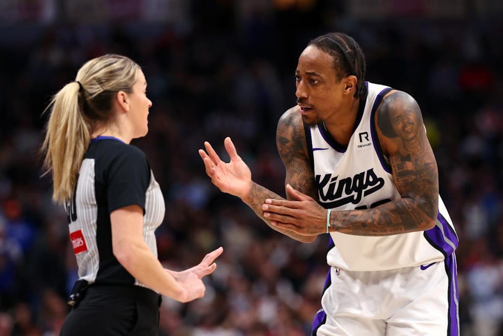 Kings’ DeMar DeRozan fined $25K by NBA for criticizing officials after loss to Nuggets