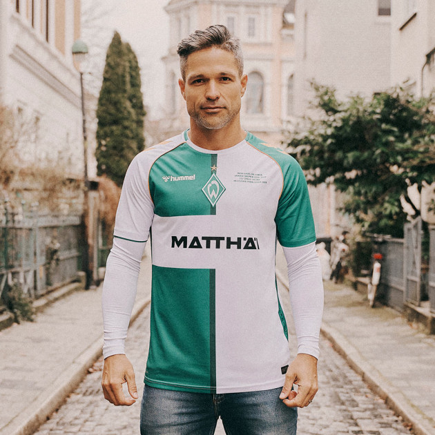 Diego Ribas Receives Special Jersey from Bundesliga Club; See Images 📸