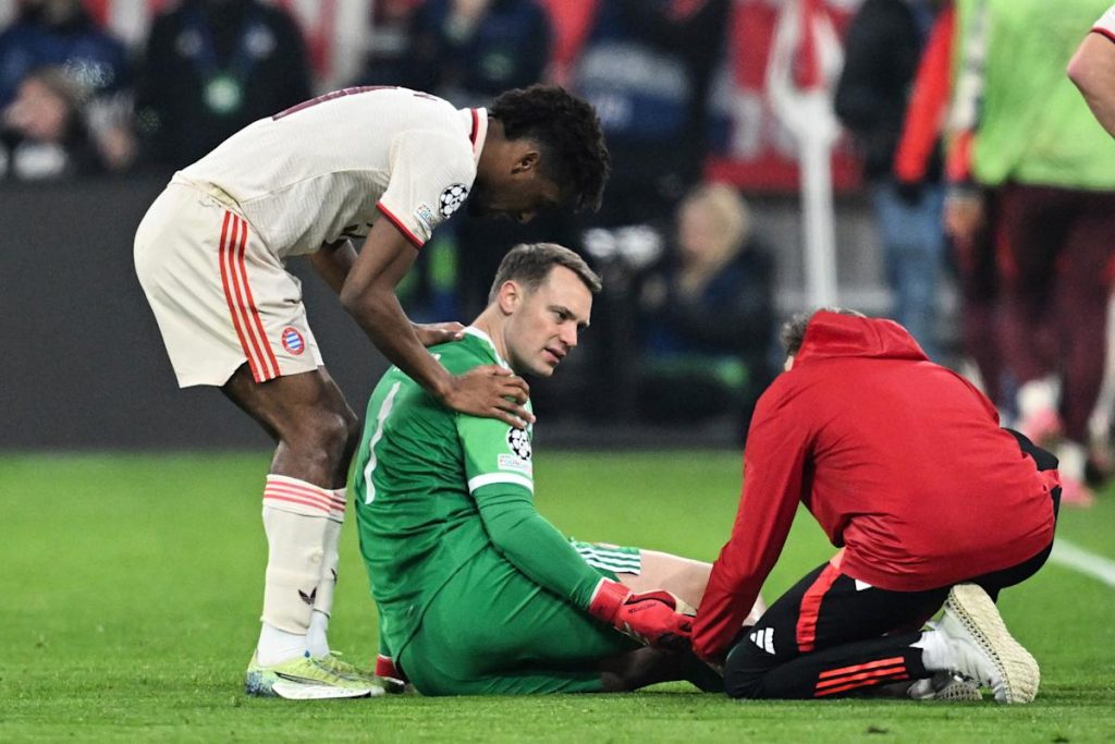 Bayern goalkeeper Manuel Neuer injures himself while celebrating a goal
