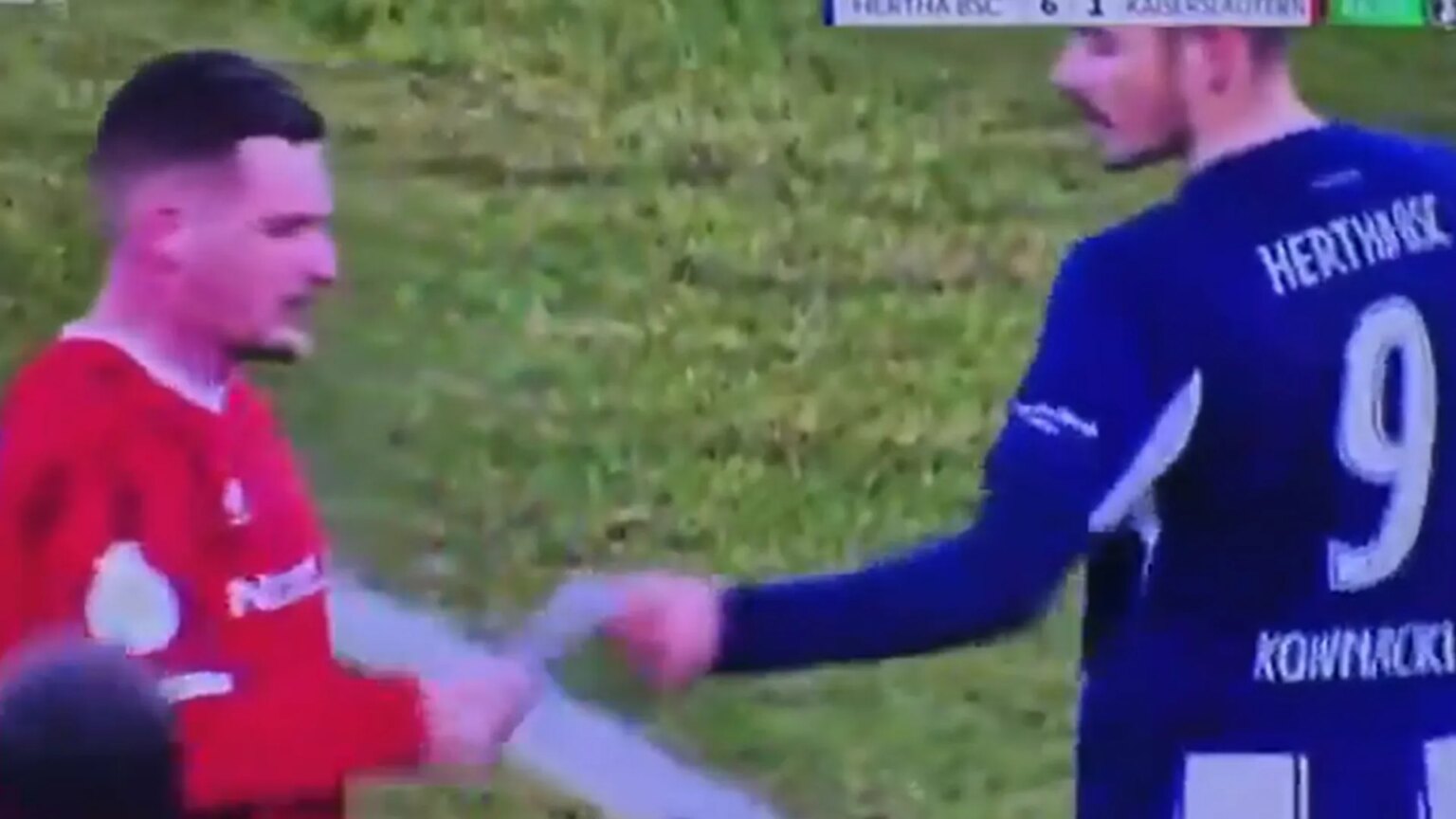 Watch moment Hertha Berlin star steals opponent’s tactics note and calmly reads it during cup clash sparking fury